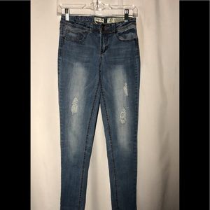 Blue ripped jeans 💙